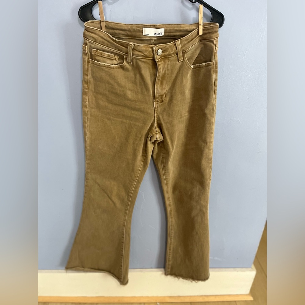 Women's Boot Cut Jeans in Tan